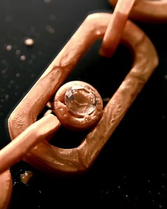 1.2K views · 32 reactions | The sugar So Move XL necklace made by #FrancoisDaubinet breaking free from codes. #Messika #DisruptingDiamonds | Messika | Facebook