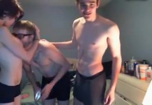 2 Handsome Boys 1 Sexy Girl Have Fun On Cam