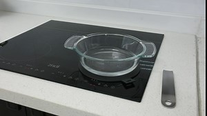 Heat Diffuser Stainless Steel Induction Adapter Plate Removable Handle Coffee Milk Cookware Induction Hob Heat Cooking Diffuser for Electric Stove (Black 24cm)