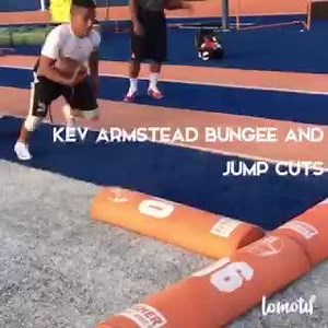 Run 2 Daylight Running Back Academy on Reels