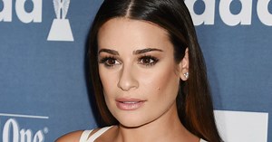 Lea Michele pays tribute to her late grandma with a tiny finger tattoo.
