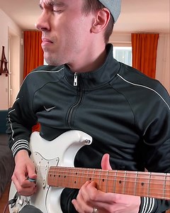 4.4K views · 592 reactions | E minor Blues, or is it Jazz 樂Tabs for...