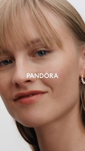 1.7K views | 新しいコレクションが、あなたを踊らせるために登場しました。 新しいアイテムを見つけてください。  #Essence | Pandora | Facebook