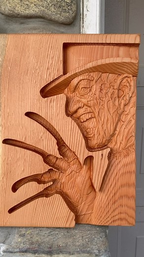 New Fir Freddy Krueger wall art! Message me if you want this wicked piece to hang on your wall. Or it would make a great Xmas gift! Message me for more info. #freddykrueger #halloween🎃 #freddykruegerfans #nightmareonelmstreet | DriftWood Works