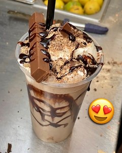 Chocolate Shake Making 🍫😍 | No One Cares Videos