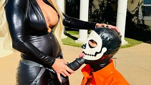 Jewels Jade in Batgirl Catches Slayer