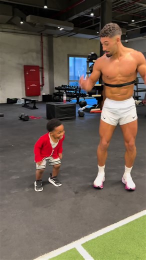 Boxing Champion and Tiger Snapshot Experience