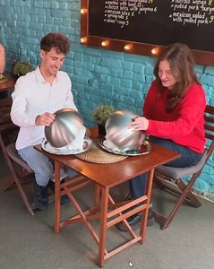 Triumph of Kindness: A Heartwarming Restaurant Story 💖🍽️ | Handy Panda