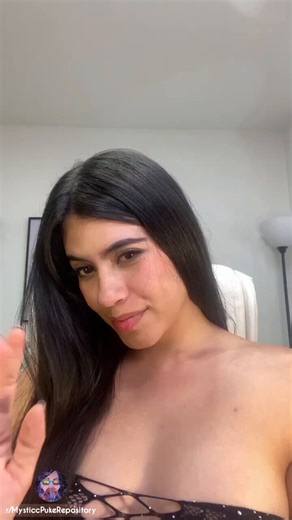 Delicioso Vomito 🤤#Puke #Puking #Vomit #Vomiting#Emetophilia