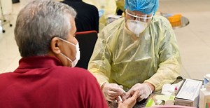 Emirates becomes first airline to issue on-site coronavirus testing (VIDEO) | Travel