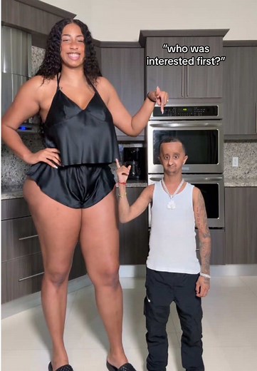 Tall Girl Problems: Who Showed Interest First?