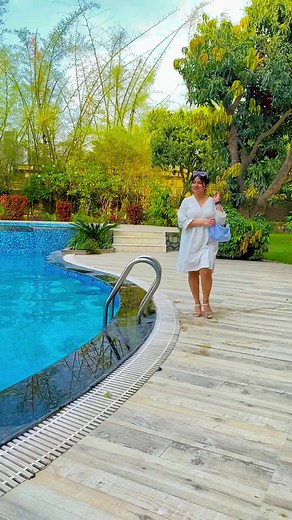 #slowmotion #fashion #whitedress #pool #resort #fbreels #fbviral #fbreelsvideo #uttarakhand | Glam Payal