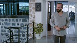 69K views · 996 reactions | ¿Sigues llamando a este hombre mi marido | #OmerSueñosRobados Capítulo 100 | Omer Suenos Robados | Facebook