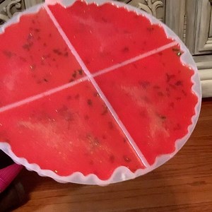 ❤️ Unmolding the geode coaster mold! Christmas colors! 🎄 Free U.S. shipping. Shop the mold. Link in profile 👆🏻 . . . #resinmolds #resinmold #siliconemold #shopresinmolds #diy #epoxy #epoxyresin #resinart #resin #resincoasters #resinartwork #resinartist #resincraft #resincrafts #resinepoxy | Shop Resin Molds