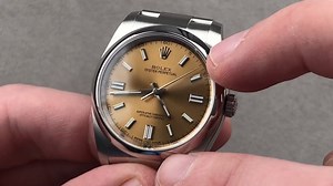 Watch the full review of this Rolex Oyster Perpetual "White Grape" reference 116000 by Tim Mosso for complete details. Available Now! - https://bit.ly/3n4ojfs For inquiries contact social@thewatchbox.com or send us a direct message. #watchbox #watchboxglobal #watchboxreviews #watchreview #rolex #rolexoysterperpetual #oysterperpetual #watchcollecor #watchmaking #luxurywatch | The 1916 Company