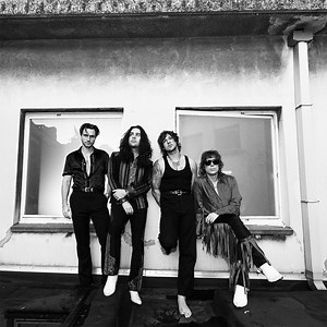 Aug 22, 2025: The Struts / Dirty Honey at Brooklyn Paramount New York, New York, United States | Concert Archives