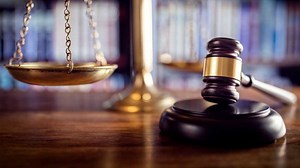Trial underway for wife in 2017 death of Missouri snake breeder