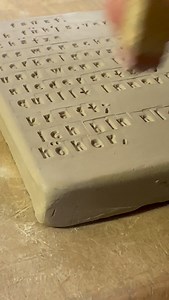 512K views · 3.9K reactions | Goethes Faust I: Kachel Nr. 217 Ich drucke Goethes Faust Buchstabe für Buchstabe in Ton. Jede Kachel entsteht von Hand, wird gestempelt, nummeriert, datiert. So wächst der Faustplatz jeden Tag ein kleines Stück. #FaustinTon #Keramikkunst #ContemporaryArt #GoetheProjekt #slowart #klassikstiftung #goethe #goetheinstitut #faust | Phil Görres | Facebook