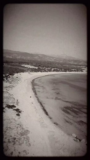 Posted @withregram • @n.c_photographer_ 📍Capo Comino, Sardegna Un mare pieno di colori🏝❤ #Sardegna #vintage #sardegnareal #beach #djiitaliaofficial #beautifulsardegnaofficial #seacolor #capocomino #giocacandoconglieffetti | Sardegna Punto Radio