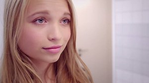 Ruby aus unserer neuen Show Spotlight steht gerne im Mittelpunkt. Ihr wollt mehr über sie wissen? Dann schaltet am 26.09. ein, wenn sie ganz groß im Spotlight steht. Oder erfahrt hier schon jetzt mehr: www.nick.de/spotlight #AllesFürsSpotlight Instagram: @spotlightdeutsch / Snapchat: @spotlightDE | Nickelodeon auf Deutsch