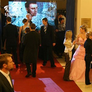 [Hot Item] Water Crown Mist Screen Projector Ultra-Clear Projection Suitable for Indoor and Outdoor