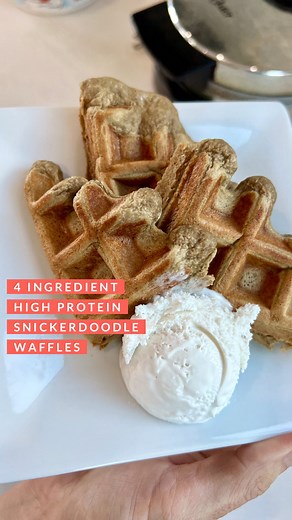 4 ingredient high protein snickerdoodle waffles 🧇⁣ ⁣ Day 22/30 high protein fall desserts and this one is going to be one I go back and make a couple batches, freeze and defrost for my kids breakfasts throughout the week and pull out for a sweet treat for me at night! ⁣ ⁣ Share with your friends to prep for the week ahead and follow along for more simple high protein recipes! ⁣ ⁣ Snickerdoodle Protein Waffles⁣ 1/3c vegan Snickerdoodle protein powder ⁣ 1/2 tsp baking powder⁣ 1/4c unsweetened alm