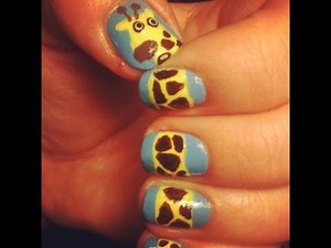 Cute giraffe nail art