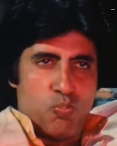 352K views · 12K reactions | De De Pyar De.........❤️✨️ Asha Bhosle ❤️ | Rinku Bose | Facebook