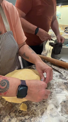 🍎✨ Homemade Apple Pies Fresh From the Oven! ✨🍎 Nothing beats the smell of a classic apple pie baking to golden perfection. Made with crisp, fresh apples, warm cinnamon, and a buttery flaky crust — each pie is filled with that comforting, homemade goodness everyone loves. Perfect for family dinners, holidays, or treating yourself any day of the week! #HomemadeApplePie #FreshBakedGoodness #CrumbLifeBakery #BakersOfFacebook #PieSeason #ApplePieLove #FromMyKitchenToYours #MadeWithLove #HomemadeIsB