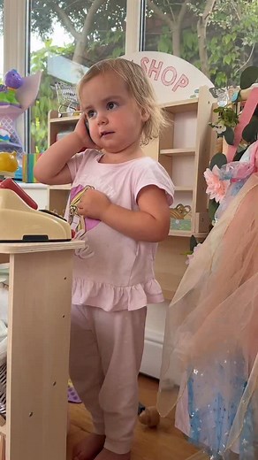 90K views · 1.8K reactions | When your toddler calls to make a complaint 藍 #toddlerlife #customerservice #toddlersbelike | Leighoutloud | Facebook