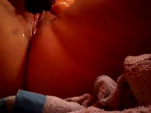 Wiedermal schiebt sie sich was rein