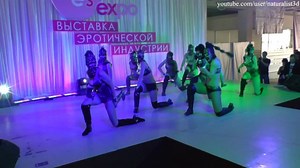 Live Sex Show Professional Erotic Fetish Dance on Stage (Russian Underground Porno Theater)