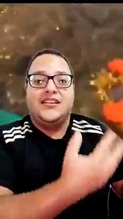 Quanta bobeira! Mais um vídeo fake que viraliza nas redes sociais, o qual mostra uma pessoa extraindo "ouro" do leito de um córrego o atraindo com um ímã. Porém isso é pura lorota: o ouro NÃO É MAGNÉTICO! #comunidadequimica #curiosidades #science #fakenews #fake #ouro #magnetismo | O Nerd da Química