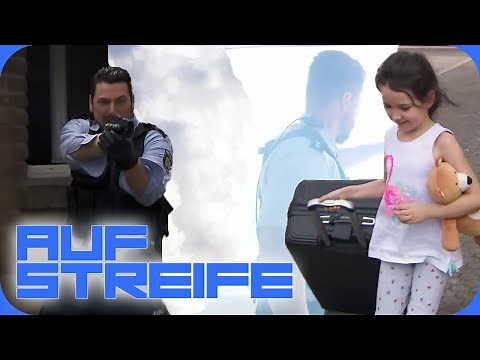 Lia (5) zieht aus! Warum lässt jemand das Kind in brennender Wohnung zurück? | Auf Streife | SAT.1