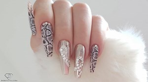 13K views · 2.4K reactions | Snake Skin Nail Design #nails #nailart | Dorota Palicka - International Nail Artist and Educator | Facebook