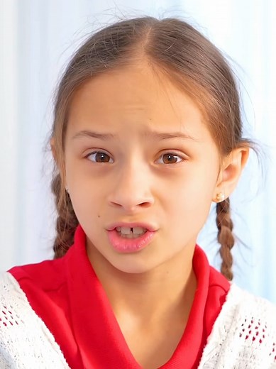Nastya helps her friends adjust to their first day at a new school | new school