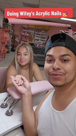 218K views · 8K reactions | Doing my womans nails, get you a man that can do makeup, Hair & Nails  ✨️  #couple #couplegoals #beauty #acrylicnails #nails #nailsoftiktok #itsnailday #foryoupage #foryou | Bernardo Macias | Facebook