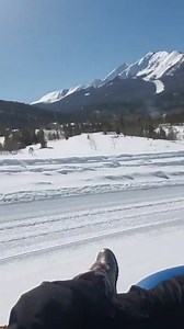 Enjoy the thrilling ride of tubing down the snowy hills at the Frisco Adventure Park, Colorado. On your way down, don't forget to savor the view of the mountains ahead! 📍Frisco Adventure Park Want to share your experience? Join us on Playsee and publish your favorite moments! http://love.playsee.co #Playsee #PlayseeAnyhwere #colorado #adventurepark | Playsee