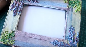 Marcos de fotos nuevos gracias a una pasta de modelar casera