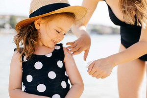 15 Natural Ways To Treat Your Child's Sunburns at Home