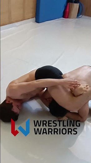 BRUTAL Teen Headscissor Choke