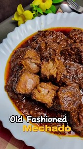 Minitsahang Baka, which today is more popularly known as "mechado", is a classic Filipino dish that got its name from the addition of pork fat into lean (and often cheaper) cuts of meat for the purpose of adding more flavor and maintaining moisture throughout the long cooking process. This process of adding pork fat into the meat is referred to as larding and resembles that of a candle's wick or "mitsa" and thus the name "mitsado". In this recipe, I make use of a lean beef cut from the top/botto