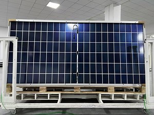 [Hot Item] Sunpro Tier 1 High Efficiency Solar Panel of 620/630/635W with White Mesh