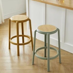 [Hot Item] Plastic Stool Thickened Adult Simple Stackable Outdoor Bar Stool