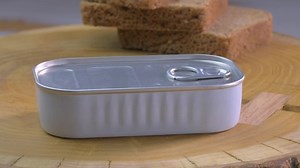 Can Opened Sardine Fish Oil Close-up: stock video (100% bez autorských poplatků) 1054064846 | Shutterstock