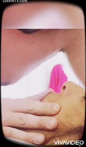 Compulación de una zorrita de garganta profunda haciendo feliz a sus amigos