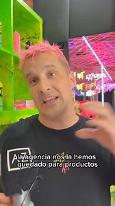 #MARBELLA 🎨 El Pop Art tiene un hogar en Marbella desde hace unos años gracias a la galería JogisArt, donde el artista Jordi Gil ha llegado a trabajar con Hard Rock Internacional e incluso ha diseñado cascos para la Fórmula 1. | AZ Costa del Sol