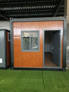 [Hot Item] Customized Tiny Steel Structure Container House Modular Prefabricated Building Booth Toilet