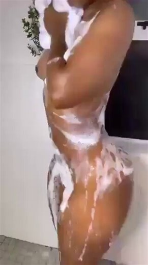 It's gonna happen one day#shower #tease #booty #mzansi