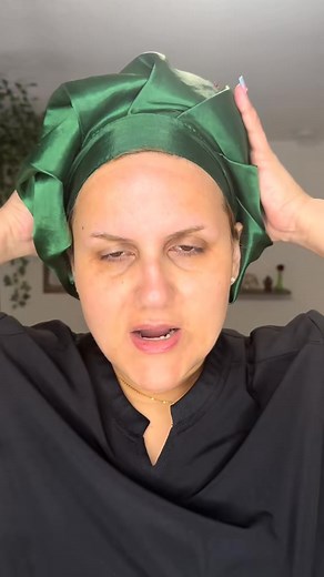 Heatless curls for the win! 🫶🏼 #heatlesscurls #plussizemodel #curlsforthegirls #curls #pov #thinhair #hairstyle | Iris Perez